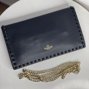 Large Rockstud Wristlet Clutch - Dubai Fashion LUX