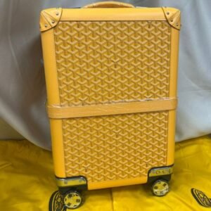 luggage color suitcase - Dubai Fashion LUX