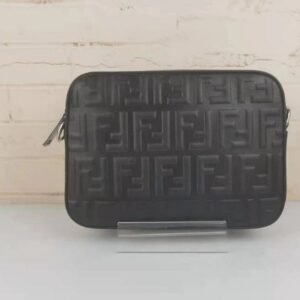 MESSENGER BAG - Dubai Fashion LUX