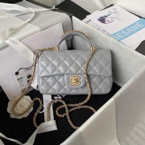 Mini Matelasse shoulder bag - Dubai Fashion LUX