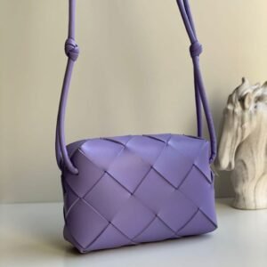 padded cassette bag - Dubai Fashion LUX