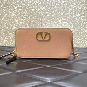 Replica Chain Crossbody - Dubai Fashion LUX