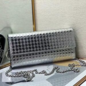 Shoulder & cross - Dubai Fashion LUX