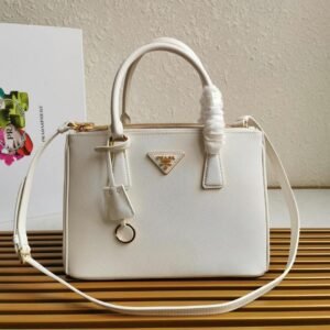 Small Galleria bag in saffiano leather - Dubai Fashion LUX