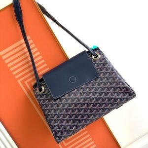 TOTE - Dubai Fashion LUX