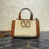 Vlogo signature handbag - Dubai Fashion LUX